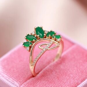 NEW Rose Gold Rhombus Cut Emerald Ring
